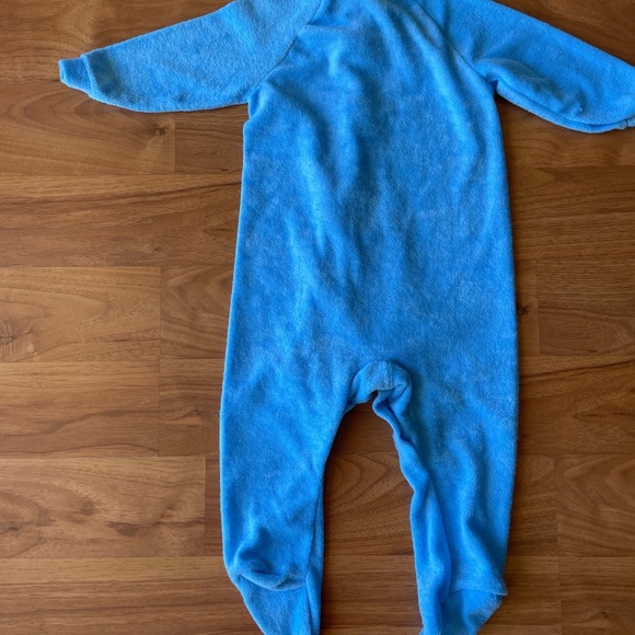 12 month jumper/onesie - Picture 4 of 5